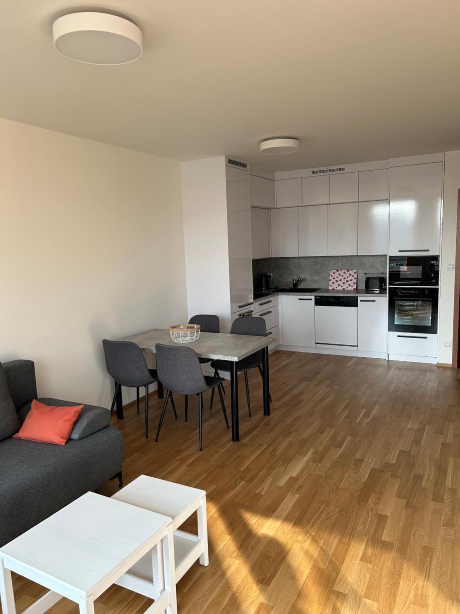 Prague Smichov Andel Apartment Εξωτερικό φωτογραφία