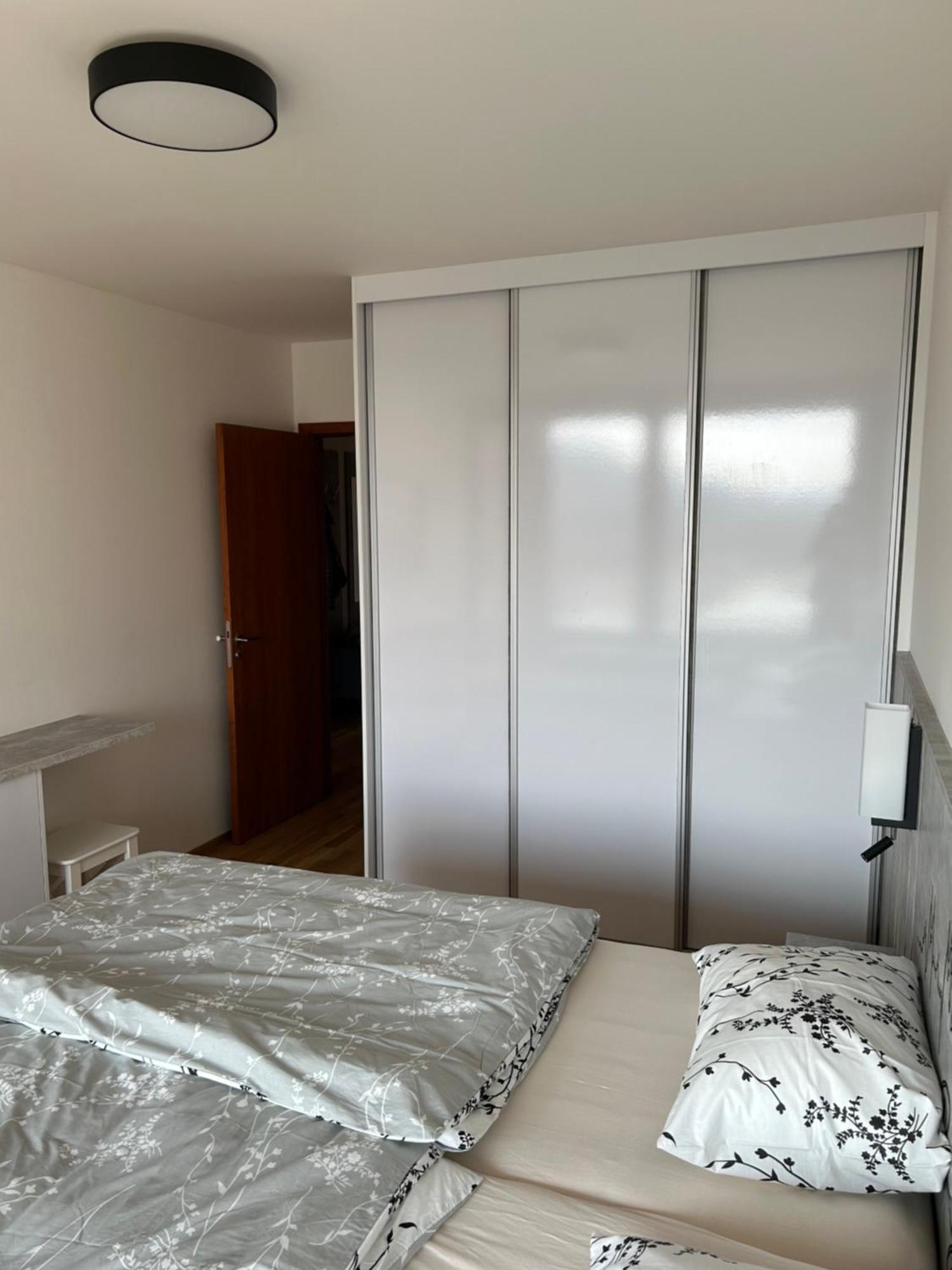 Prague Smichov Andel Apartment Εξωτερικό φωτογραφία